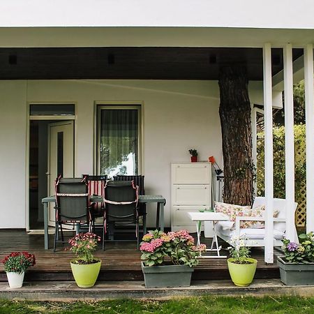 Ivy Lalzi Bay Beach House Durres Exterior photo
